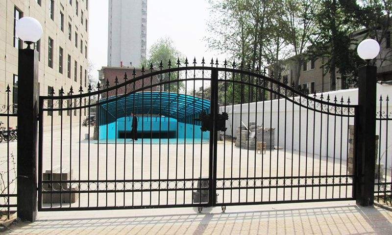 空降門